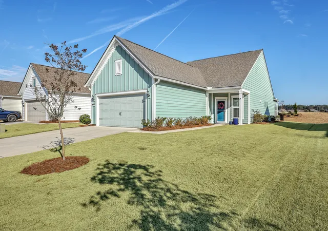 Photo 1 of Single family home for sale at 174 Garden Gate Way, Summerville, SC 29486 | MLS# 26020619 | Listing updated on 2026-09-02