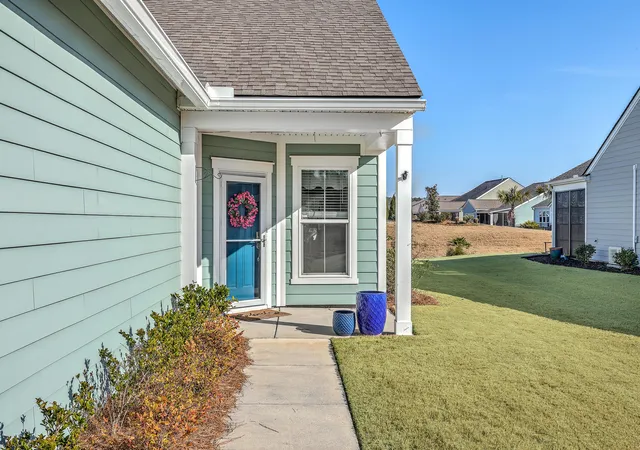 Photo 3 of Single family home for sale at 174 Garden Gate Way, Summerville, SC 29486 | MLS# 26020619 | Listing updated on 2026-09-02