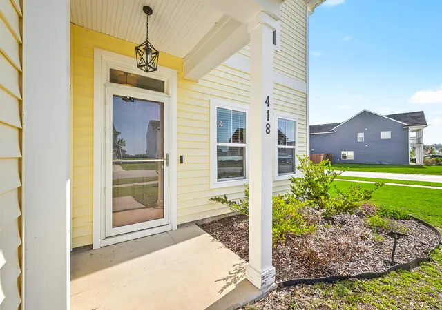 Photo 3 of Single family home for sale at 418 Carrara Dr, Summerville, SC 29486 | MLS# 26016791 | Listing updated on 2026-10-08