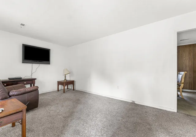 Photo 4 of Single family home for sale at 7748 Nellview Dr, North Charleston, SC 29418 | MLS# 26024200 | Listing updated on 2026-08-29