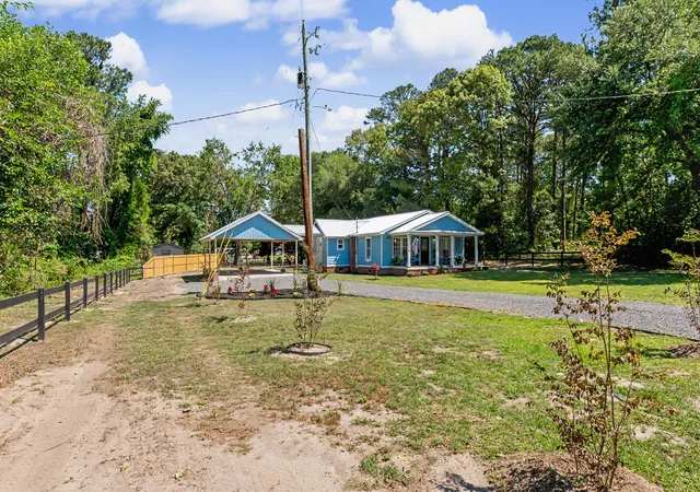 Homes for sale in Eutawville, SC | 192 Bounty Rd, Eutawville, SC 29048 | MLS# 26014836