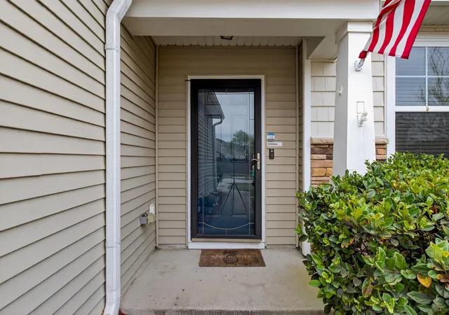 Photo 3 of Single family home for sale at 1810 Hockley Blvd, Charleston, SC 29414 | MLS# 26008403 | Listing updated on 2026-04-01