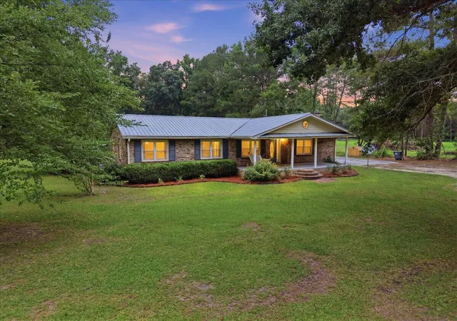Homes for sale in Holly Hill, SC | 1116 Old Wiggins Rd, Holly Hill, SC 29059 | MLS# 26018223
