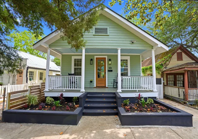 Photo 1 of Single family home for sale at 700 Meeting St, Charleston, SC 29403 | MLS# 26023879 | Listing updated on 2026-09-04