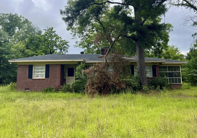Photo 1 of Single family home for sale at 249 E Richards St, Denmark, SC 29042 | MLS# 26022333 | Listing updated on 2026-08-13