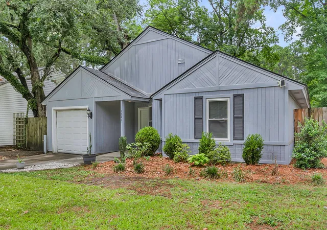 Homes for sale in Ladson, SC | 1242 Maryland Dr, Ladson, SC 29456 | MLS# 26018435