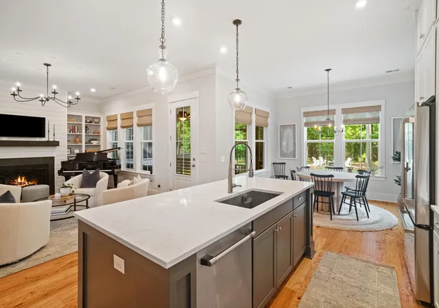 Photo 3 of Single family home for sale at 1831 Bolden Dr, Mount Pleasant, SC 29466 | MLS# 26018970 | Listing updated on 2026-09-11