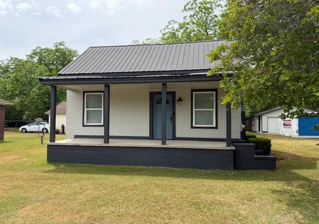 2nd image of 312 S Parler Ave, Saint George, SC 29477 | MLS# 26020684