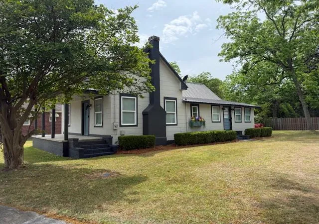 Photo 3 of Single family home for sale at 312 S Parler Ave, Saint George, SC 29477 | MLS# 26020684 | Listing updated on 2026-08-04
