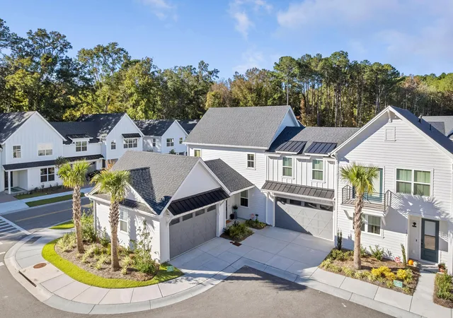 Homes for sale in Johns Island, SC | 100 Risewell Ct, Johns Island, SC 29455 | MLS# 26014230