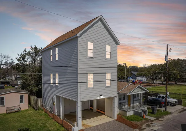 Photo 2 of Single family home for sale at 2028 Arbutus Ave, North Charleston, SC 29405 | MLS# 26024451 | Listing updated on 2026-09-04