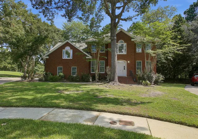 Photo 2 of Single family home for sale at 113 N Gateshead Xing, Goose Creek, SC 29445 | MLS# 26022741 | Listing updated on 2026-09-03