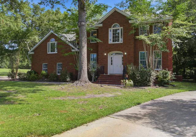 Photo 3 of Single family home for sale at 113 N Gateshead Xing, Goose Creek, SC 29445 | MLS# 26022741 | Listing updated on 2026-09-03