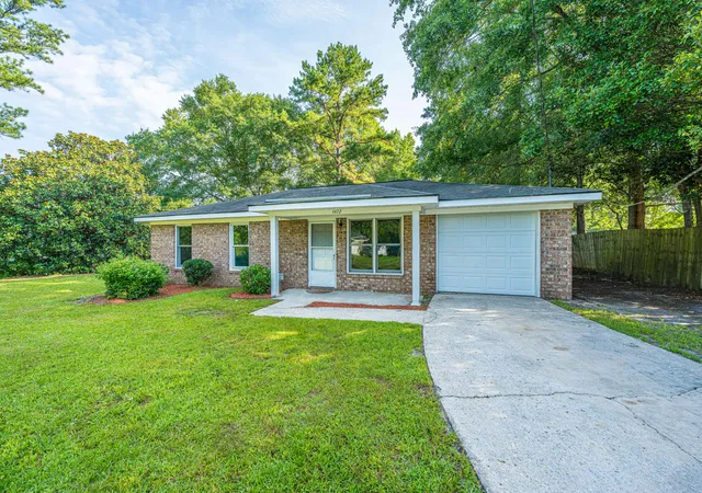 Homes for sale in Ladson, SC | 4472 Elderwood Ct, Ladson, SC 29456 | MLS# 26019572