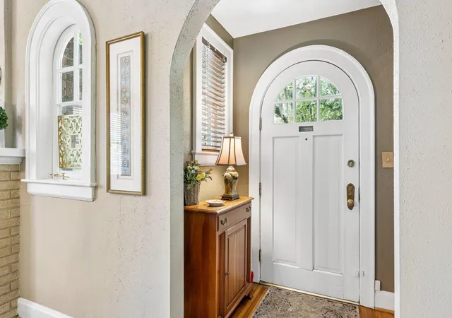 Photo 4 of Single family home for sale at 18 Stocker Dr, Charleston, SC 29407 | MLS# 26017914 | Listing updated on 2026-09-09