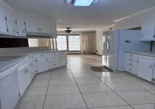3rd image of 1549 Bennett Cir, Holly Hill, SC 29059 | MLS# 26006930