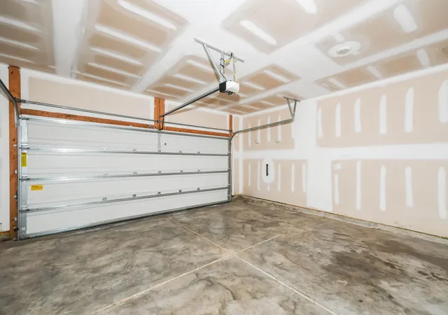 18th image of 402 Bering Ln, Summerville, SC 29486 | MLS# 26018213