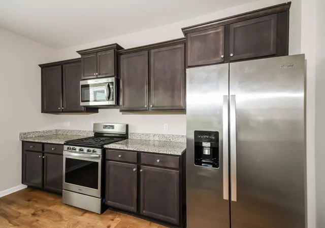 2nd image of 402 Bering Ln, Summerville, SC 29486 | MLS# 26018213