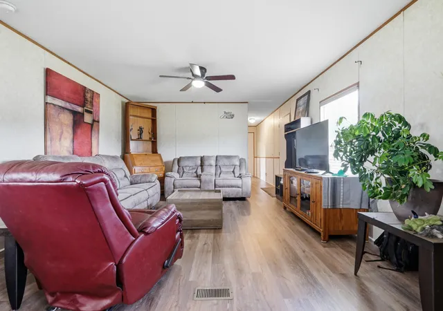 Photo 3 of Manufactured home for sale at 1442 Poplar Hl Dr, Ridgeville, SC 29472 | MLS# 26021680 | Listing updated on 2026-09-22