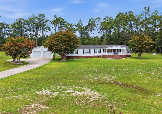 Photo 3 of Sale Pending at 4837 Jefferies Hwy, Walterboro, SC 29488 | MLS# 26022830 | Listing updated on 2026-09-12