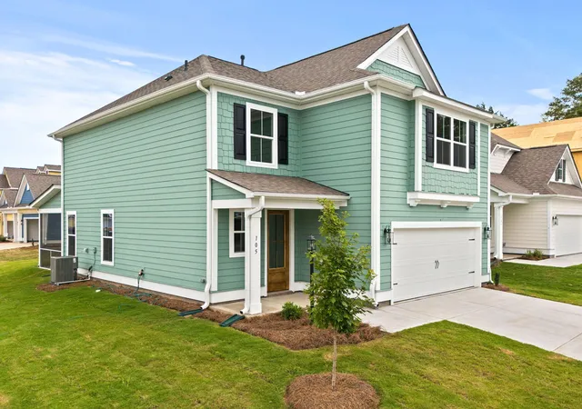 Photo 3 of Single family home for sale at 1 Cantona Dr, Summerville, SC 29483 | MLS# 25030533 | Listing updated on 2026-08-31