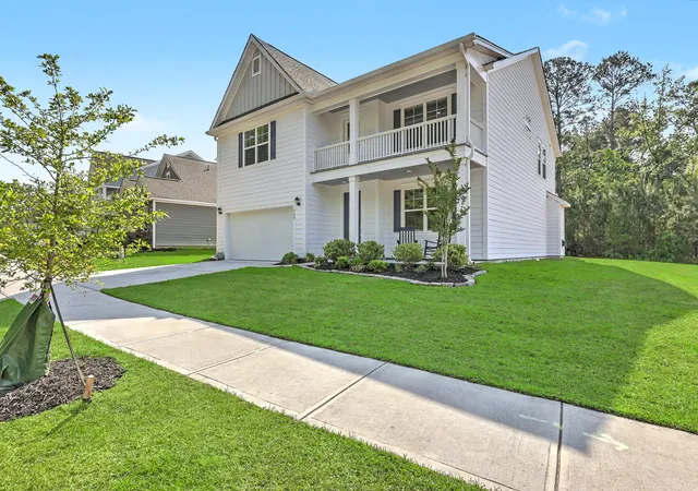 Photo 4 of Single family home for sale at 480 Oak View Way, Summerville, SC 29483 | MLS# 26011910 | Listing updated on 2026-08-04