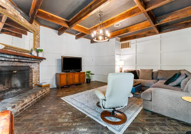 Photo 2 of Single family home for sale at 743 Waterloo St, Charleston, SC 29412 | MLS# 26020290 | Listing updated on 2026-09-18