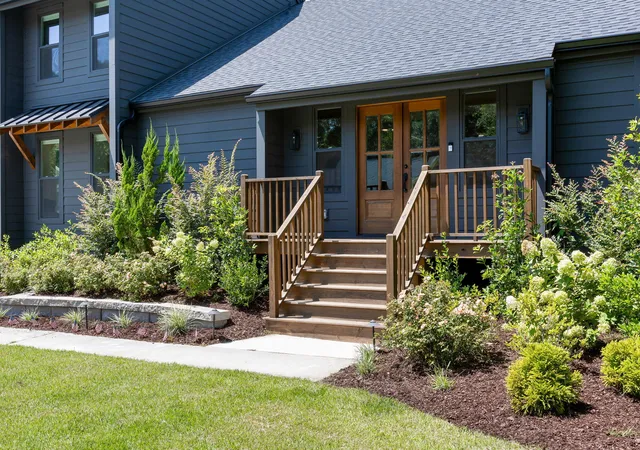 2nd image of 806 Law Ln, Mount Pleasant, SC 29464 | MLS# 26023837