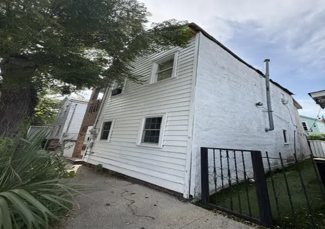 Photo 3 of Single family home for sale at 34 Kennedy St, Charleston, SC 29403 | MLS# 26020550 | Listing updated on 2026-09-08