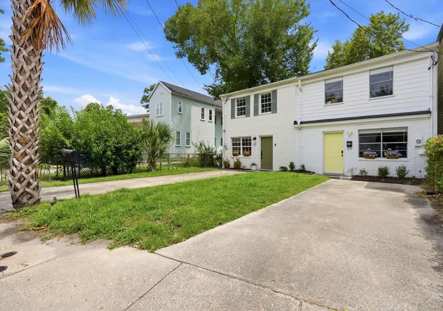Photo 2 of Townhouse for sale at 37 F St #Apt A, Charleston, SC 29403 | MLS# 26022973 | Listing updated on 2026-09-17