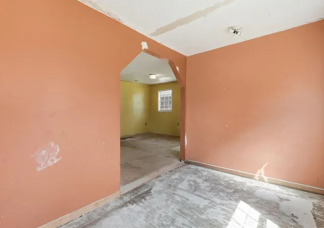 image of 125 Lewis St, Walterboro, SC 29488 | MLS# 26023089