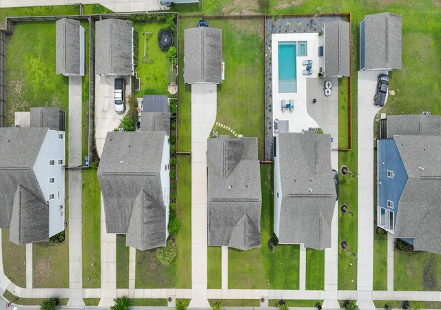 Photo 4 of Single family home for sale at 2097 Utsey St, Johns Island, SC 29455 | MLS# 26018879 | Listing updated on 2026-09-04
