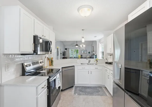image of 7331 Suncatcher Dr, Hanahan, SC 29410 | MLS# 26023782