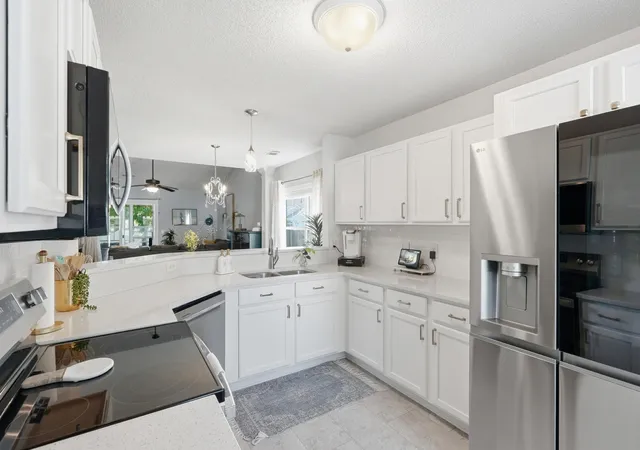 image of 7331 Suncatcher Dr, Hanahan, SC 29410 | MLS# 26023782