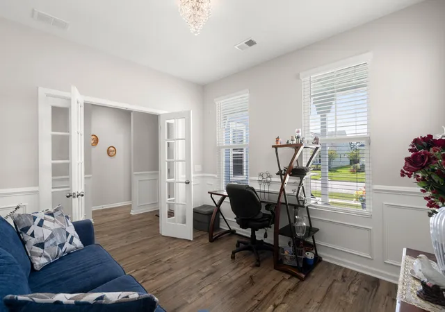 Photo 4 of Single family home for sale at 352 Parish Farms Dr, Summerville, SC 29486 | MLS# 26023422 | Listing updated on 2026-10-04