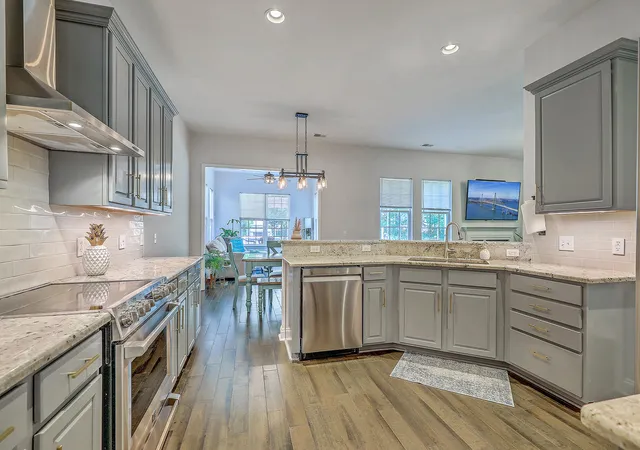 Homes for sale in Summerville, SC | 139 Back Tee Cir, Summerville, SC 29485 | MLS# 25018016