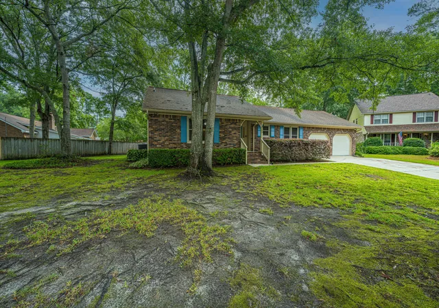 Photo 3 of Single family home for sale at 132 Harrow Pl, Goose Creek, SC 29445 | MLS# 26022545 | Listing updated on 2026-10-02