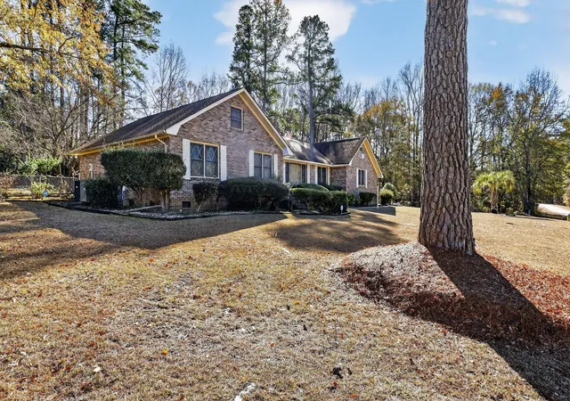 Photo 1 of Single family home for sale at 2572 Spring Valley Cir, Orangeburg, SC 29118 | MLS# 25033184 | Listing updated on 2025-12-31