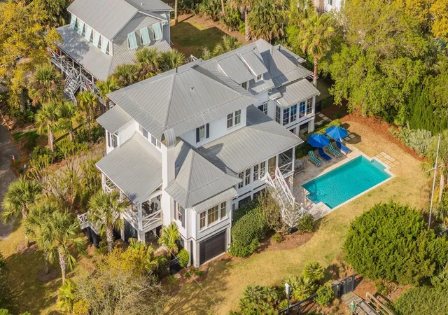 4th image of 405 Seabreeze Ln, Sullivans Island, SC 29482 | MLS# 26010785