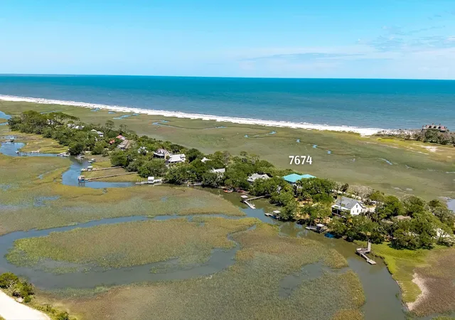 Homes for sale in Edisto Island, SC | 7674 Legare Rd, Edisto Island, SC 29438 | MLS# 26018720
