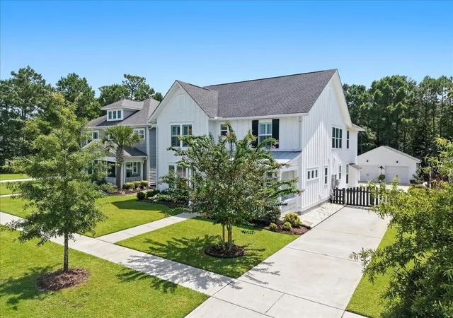 2nd image of 158 Hewitt St, Summerville, SC 29486 | MLS# 26022866