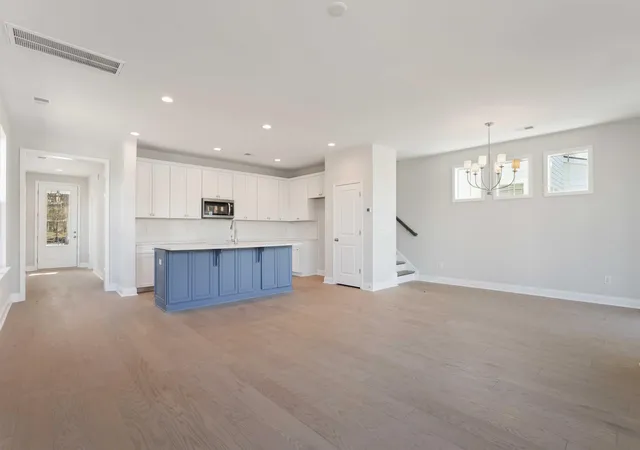 Photo 3 of Sale Pending at 153 Claret Cup Way, Charleston, SC 29414 | MLS# 25027704 | Listing updated on 2026-08-04