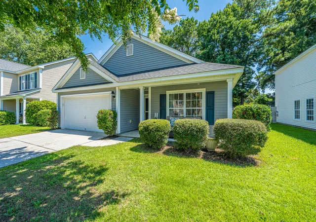 Homes for sale in Hanahan, SC | 1102 Deerberry Rd, Hanahan, SC 29410 | MLS# 26018652