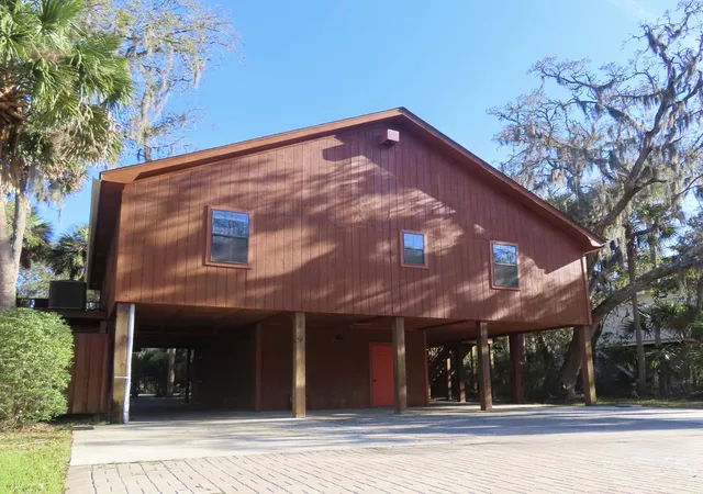 Photo 1 of Single family home for sale at 209 Jungle Rd, Edisto Island, SC 29438 | MLS# 26008003 | Listing updated on 2026-08-13