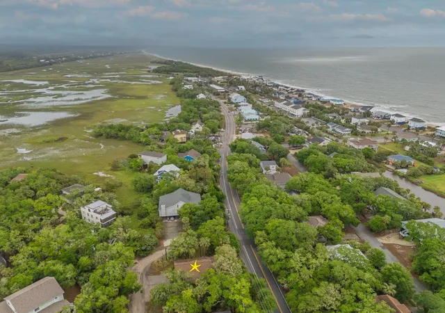 Photo 2 of Single family home for sale at 209 Jungle Rd, Edisto Island, SC 29438 | MLS# 26008003 | Listing updated on 2026-08-13
