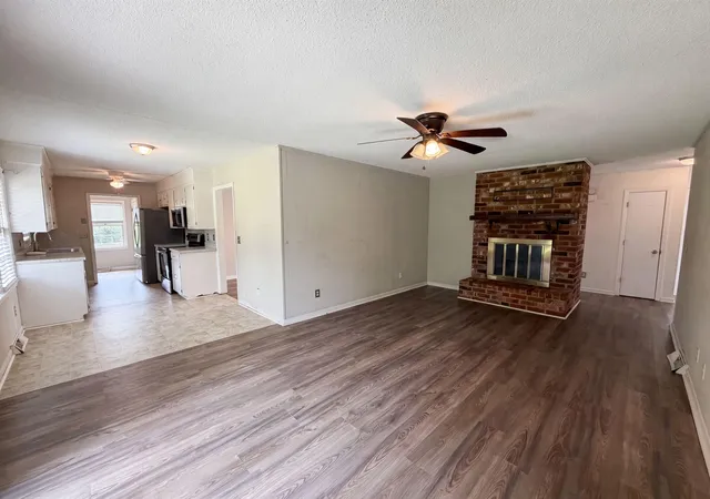 3rd image of 5 Cyprus Ct, Goose Creek, SC 29445 | MLS# 26021881