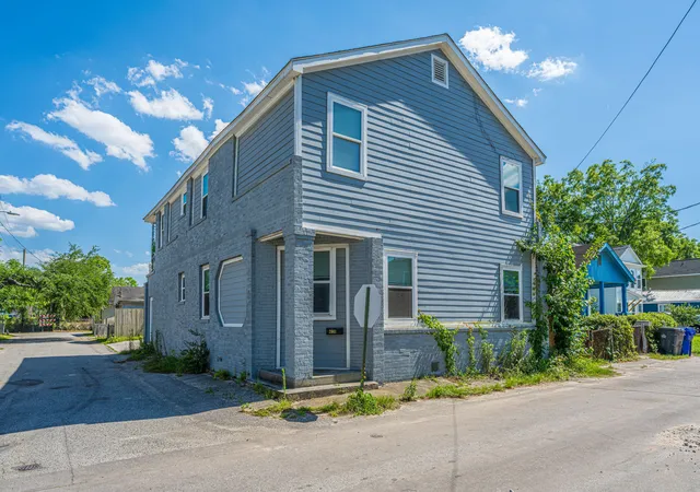 4th image of 2001 Hugo Ave, North Charleston, SC 29405