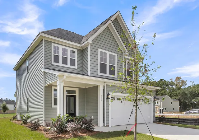Photo 2 of Single family home for sale at 77 Crosswick St, Summerville, SC 29483 | MLS# 26013370 | Listing updated on 2026-08-04