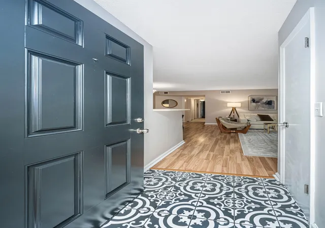 Photo 2 of Townhouse for sale at 1054 Anna Knapp Blvd #4G, Mount Pleasant, SC 29464 | MLS# 26022402 | Listing updated on 2026-08-26
