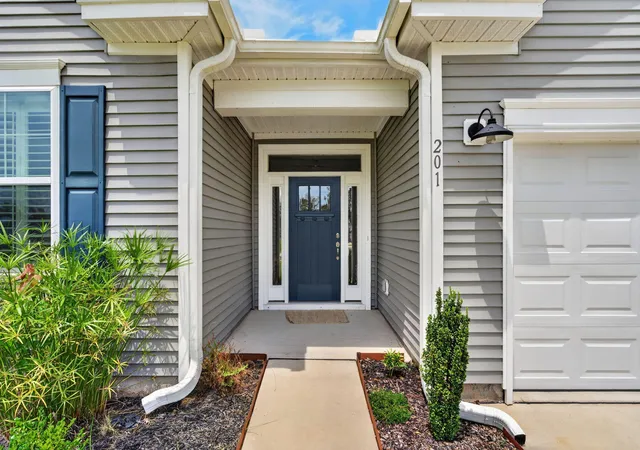 Photo 5 of Single family home for sale at 201 Palfrey Dr, Ridgeville, SC 29472 | MLS# 26022163 | Listing updated on 2026-08-25